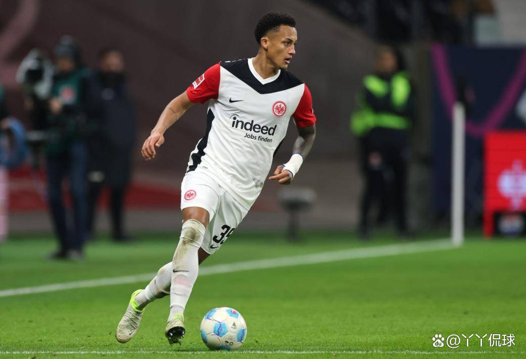 乐竟体育入口-法兰克福客场惊险战平汉堡，一分难求的简单介绍
