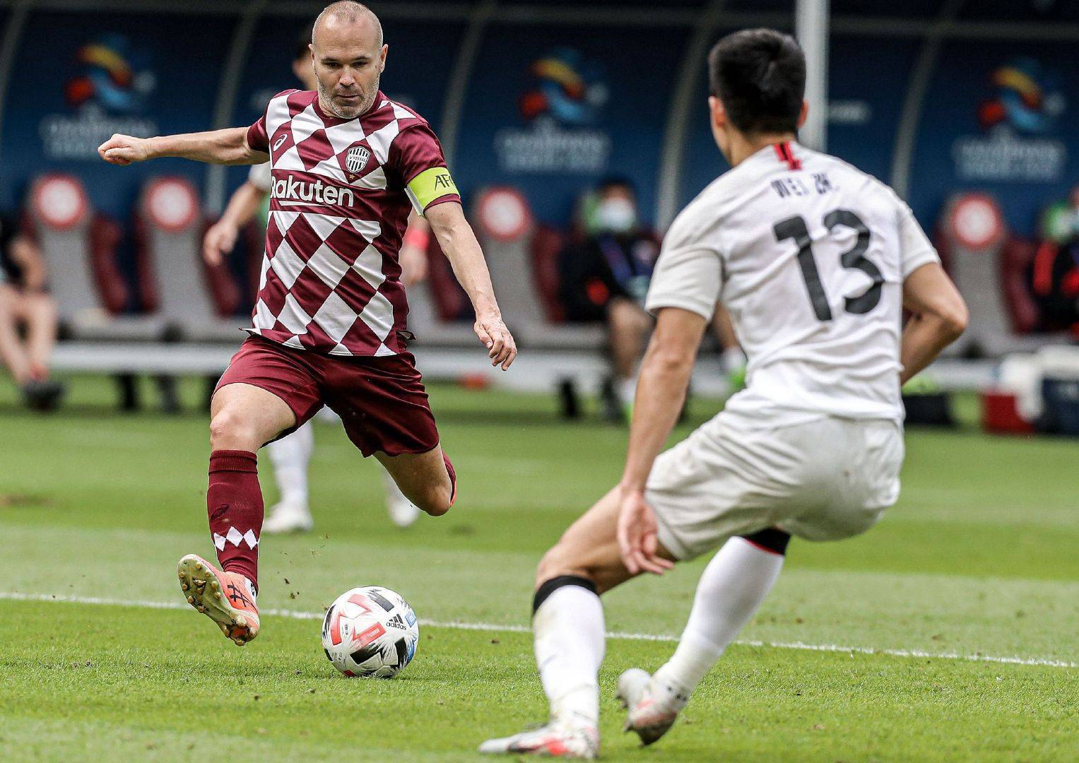 关于比利亚雷亚尔客场大胜，保级前景大有希望的信息